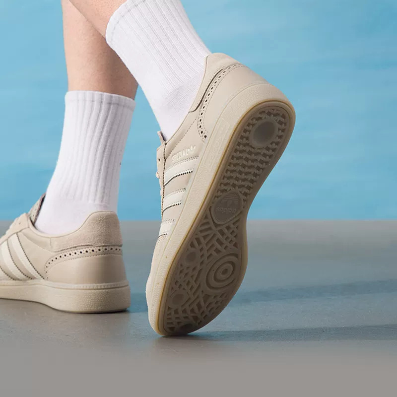 Adidas SAMBA OG W JQ8295 Retro - огляд і ціна Adidas Shoes Samba